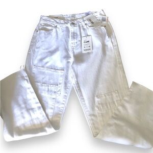 KENSIE The Slim High Rise “True Vintage” White Raw Hem Jeans NWT!!